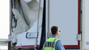 Оперираха двамата оцелели в зверската катастрофа край Берлин