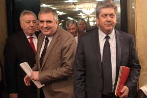 Първанов хвали Калфин: Той е отличникът в правителството