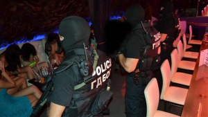 Акция срещу наркопласьори спря веселбата във варненските дискотеки