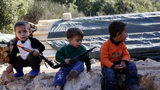„Ислямска държава“ продава деца за роби за 165 евро