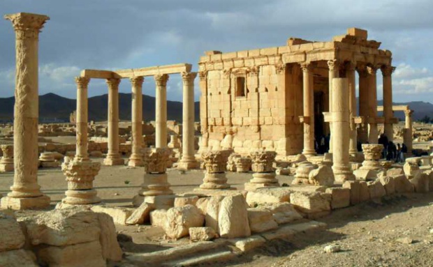 „Ислямска държава“ взриви храма на Баал-Шамин в Палмира
