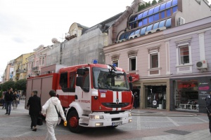 Пожар пламна на Главната в Пловдив
