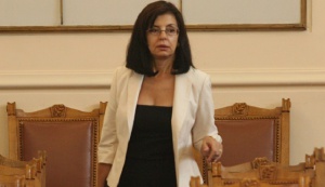 Безпрецедентно е, че антикорупционният закон не мина, смята Кунева