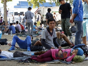 Унгария готова да криминализира незаконната миграция