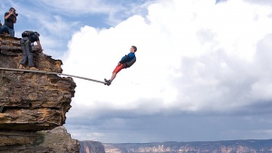 Лъки Чанс изгуби късмета си след удар в скала