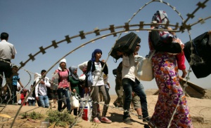 800 сирийци тръгнаха пеша от Истанбул към България