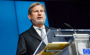 ЕК се надява да събере 1 млрд. евро за бежанския фонд