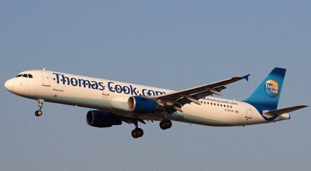 Самолет с 213 пътници на борда кацна аварийно в София заради пияна британка