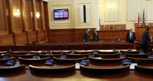 Мъка: Парламентът с кворум чак след трето преброяване