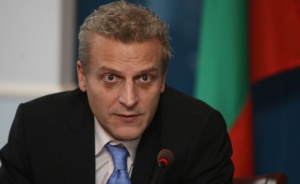 Москов: Надлимитната дейност на болниците е незаконна