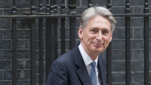 Филип Хамънд: Русия е заплаха за международната система