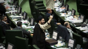 Иранският парламент одобри ядрената сделка със Запада