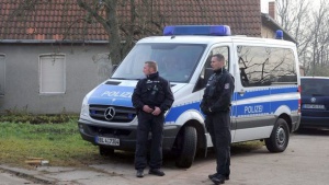 Арестуваха имам в Берлин по подозрения в тероризъм
