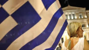 Гръцки министър получи писмо с куршум