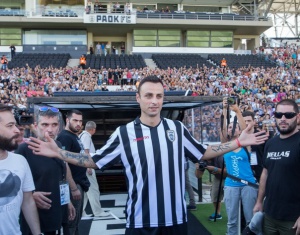 Бербатов атакува словесно БФС