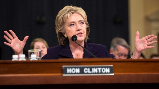 Хилари Клинтън: Поемам отговорност за инцидента в американското посолство в Бенгази