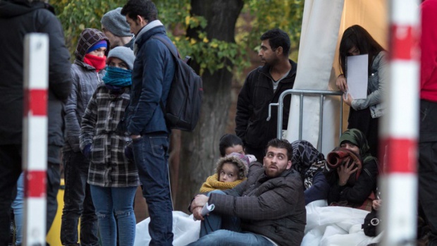 Хърватия: Ако Гърция и ''Фронтекс'' не спрат мигрантите, всички отиваме на границата