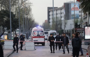 Застрелян е мъж, опитал да влезе в президентската резиденция в Истанбул