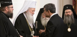 Президентът награди патриарх Неофит с орден "Стара планина"