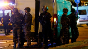 Двама терористи ликвидирани при операцията в Сен Дени