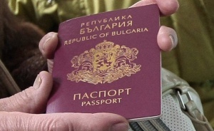 Между 100 и 200 души кандидатстват дневно за българско гражданство