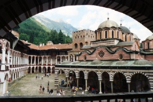 Lonely Planet: Виж Рилския манастир и умри