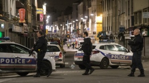 Колан с експозиви е намерен в Париж