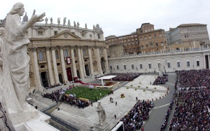 ПР-ът на Ватикана уреждала секс за свещениците