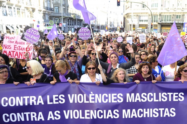 Десетки хиляди испанци на протест срещу насилието над жени