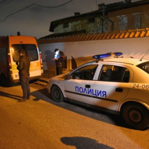 27-годишен е нападнат с нож пред заведение в Банско