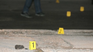 Повдигнато е обвинение на охранителя прострелял двама на бул. ''Черни връх''