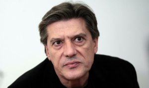 Доц. Гълъбов: Гласуването на промените в конституцията се превръща в бойно поле