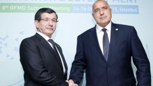 Давутоглу: Турция не иска проблеми с Русия, желаем да си сътрудничим