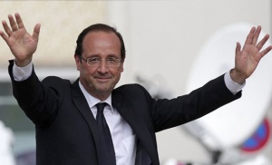 Сондажи: Оланд с висока популярност, но ще отстъпи пред Льо Пен и Саркози