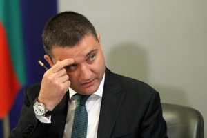Радан Кънев поиска оставката на Горанов заради нов опит да прокара "данък уикенд"