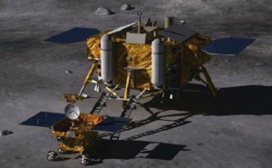 Китайска сонда откри нов вид скала на Луната
