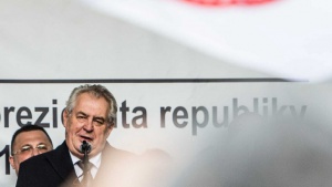 Милош Земан: Миграционната криза е планирано нахлуване