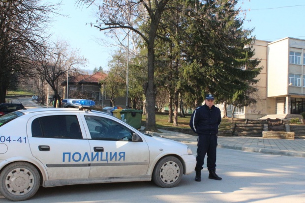 Кабинетът дава допълнително 800 000 лв. на МВР