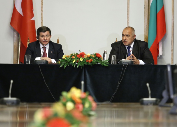 Азербайджански газ през Турция и скоростен влак от Истанбул до София обсъдиха Борисов и Давутоглу