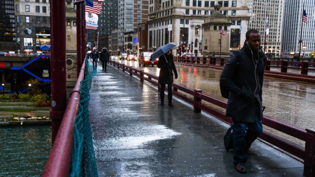 Бурята в Мисури взе 13 жертви и остави стотици без дом