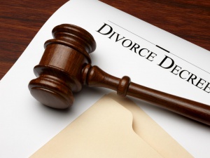 Над 10 хиляди двойки са се развели в България през 2015-та