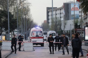 Турската полиция задържа 3 руснаци заради вчерашния атентат в Истанбул