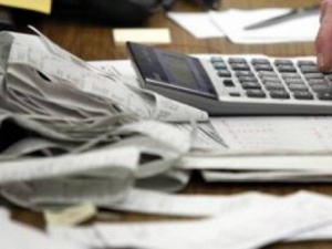 Данъчните проверяват 300 души с минимален доход, купили имоти и автомобили