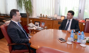 Заев призова интелектуалци срещу Груевски