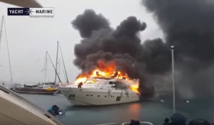 Яхта за 6 млн. евро изгоря в турско пристанище (ВИДЕО)