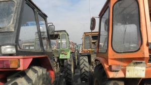 Гръцки фермери блокираха българо-гръцката граница