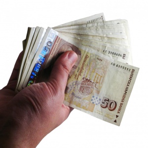 Държавата пое 200 млн. лева нов дълг