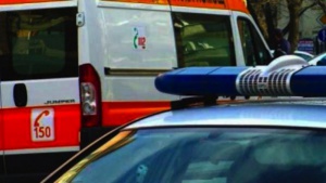 17-годишен ученик е наръган с нож на автобусна спирка в София