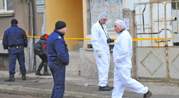 Двама братя пребиха до смърт 18-годишен младеж в центъра на Враца