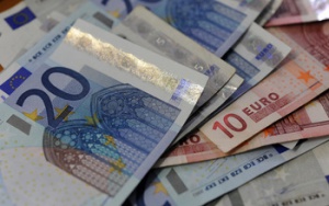 ЕЦБ намали с 300 млн. евро спешната ликвидна помощ за гръцките банки
